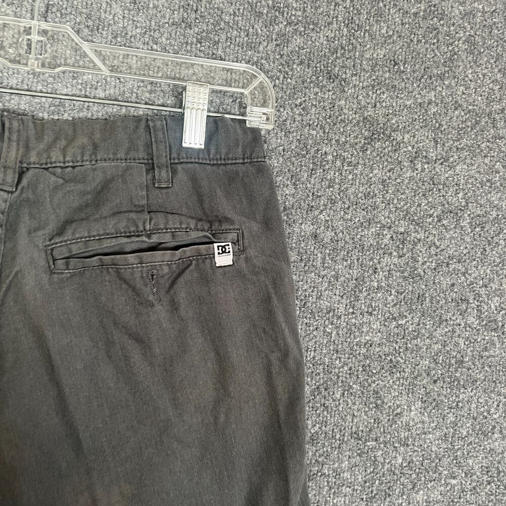 DC Shorts Mens 29 Gray Chino Flat Front Casual Pockets Grunge Flaw - Picture 8 of 9